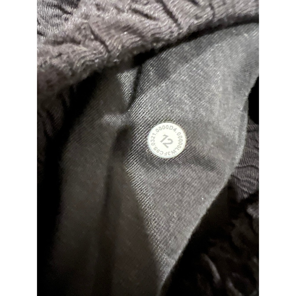 LULULEMON Rippled Full Zip Jacket Black Sz 12 - Picture 3 of 4
